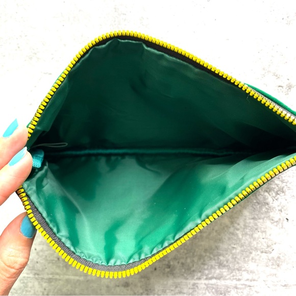 Mario Badescu Green Velvet Makeup Toiletries Bag - Picture 7 of 8